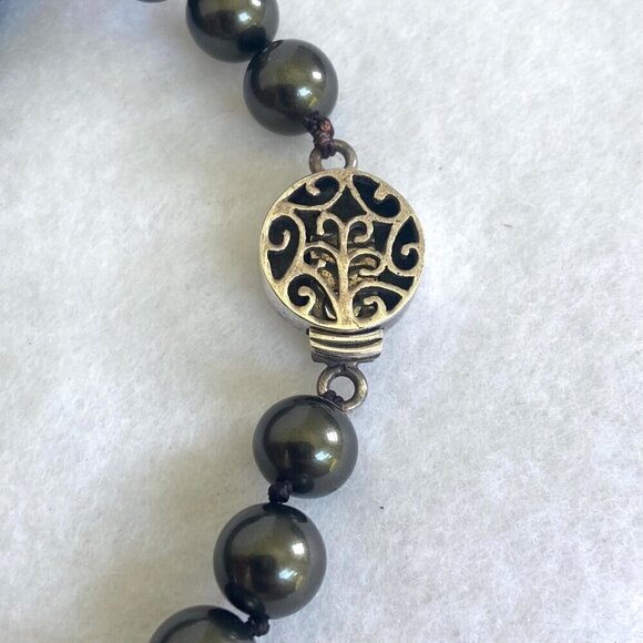 Sterling Silver 925 Knotted Single Strand 8MM Round Green Pearl Necklace 17" - Picture 8 of 16